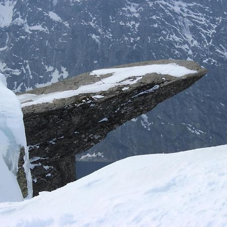 Røldalstunet Overnatting Exteriör bild